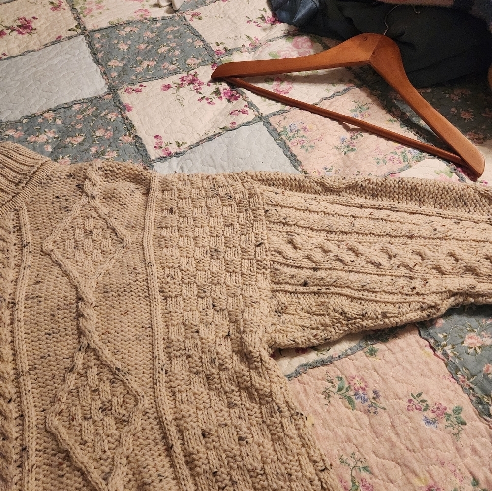 Callan Wool Sweater NWOT - Picture 8 of 16
